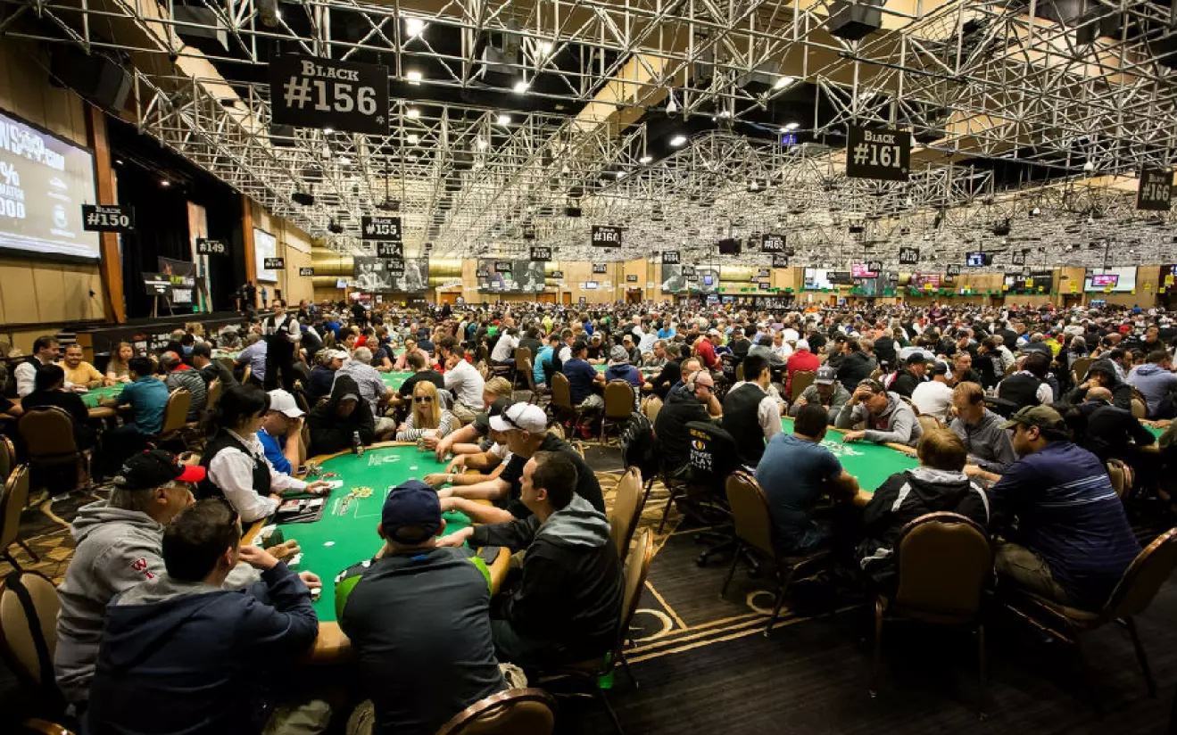 澳门德州扑克锦标赛